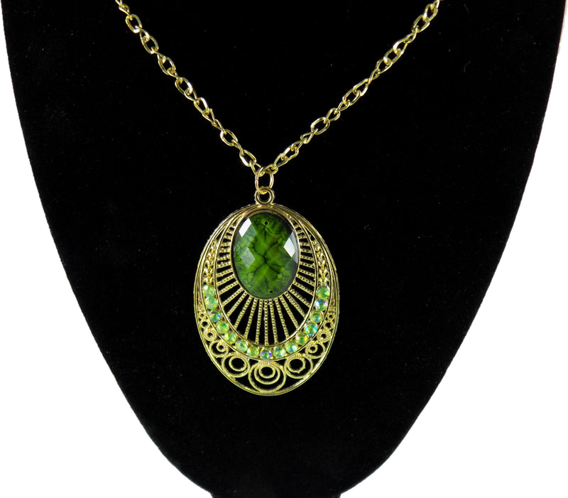 Necklace Pendant Vintage Style Green Crystal Statement 18"