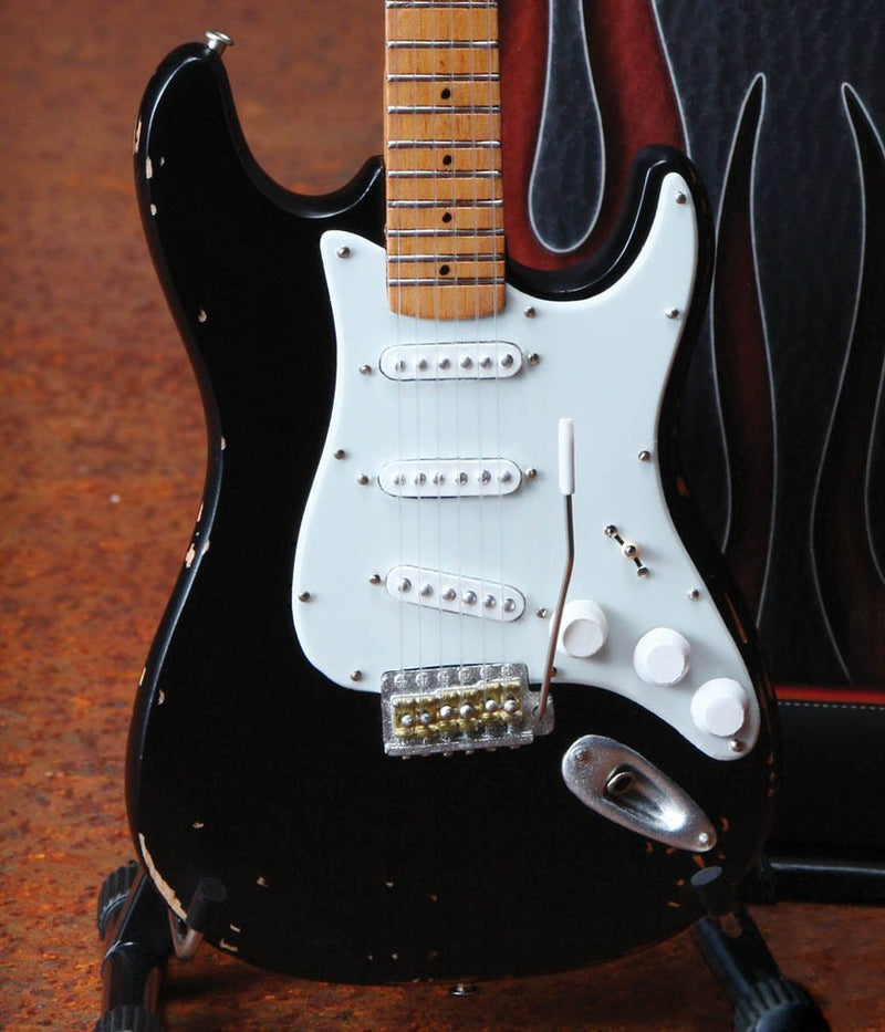 Axe Heaven Fender Stratocaster Black Vintage Distressed Mini Guitar - FS-003